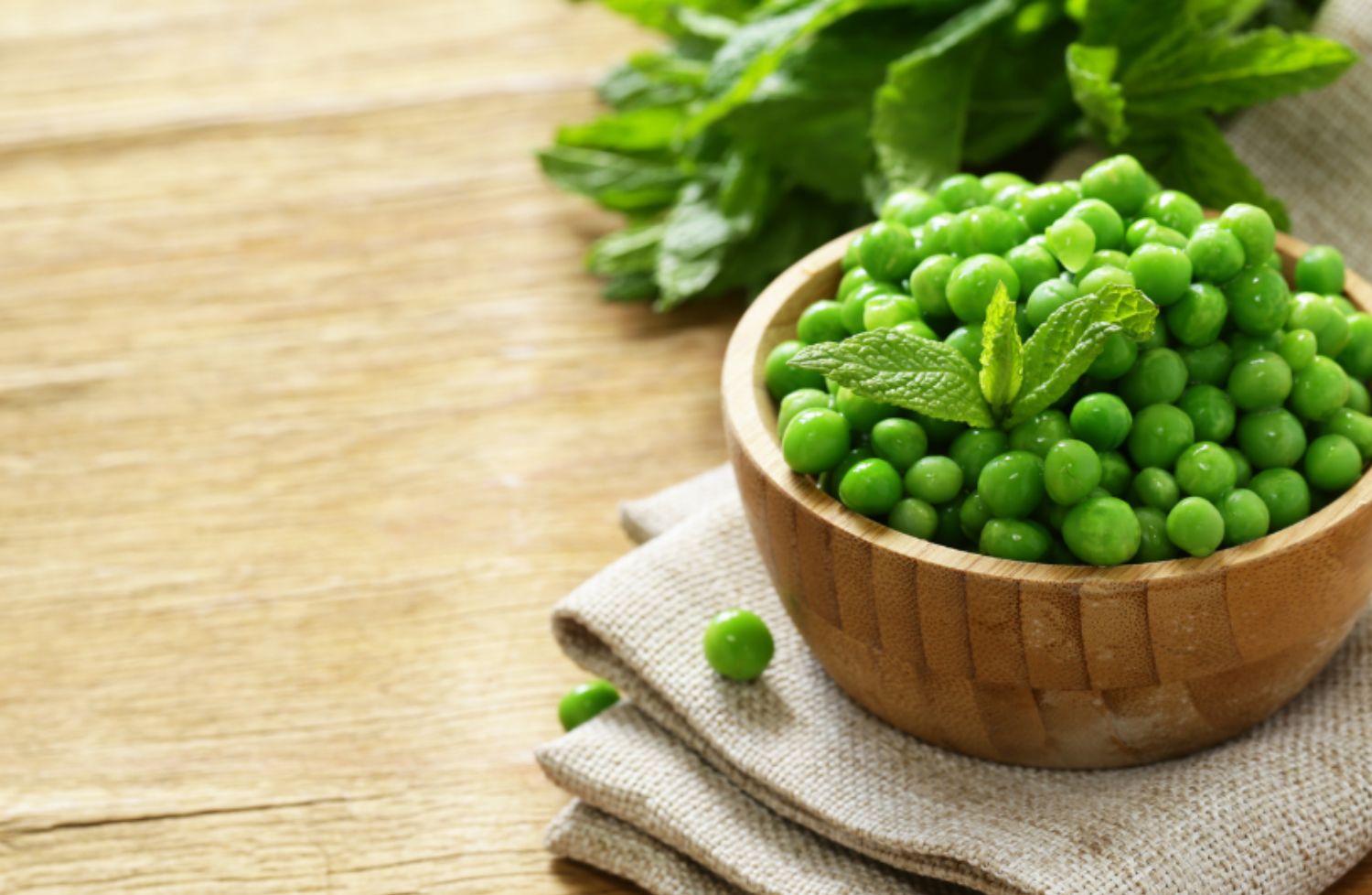 Le petit pois pour bébé : bienfaits et conseils